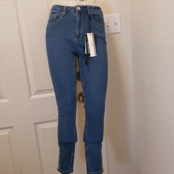 Iris High Rise Skinny Jeans - Picture 5 of 8